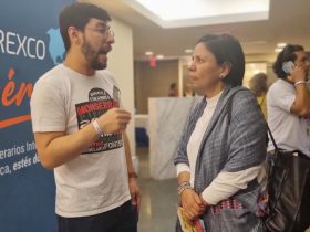 Directora Patricia Tobon siendo entrevistada en una jornada de Nueva York