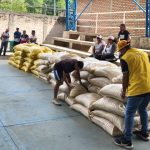 Entrega de dotaciones en Argelia y Morales, Cauca.