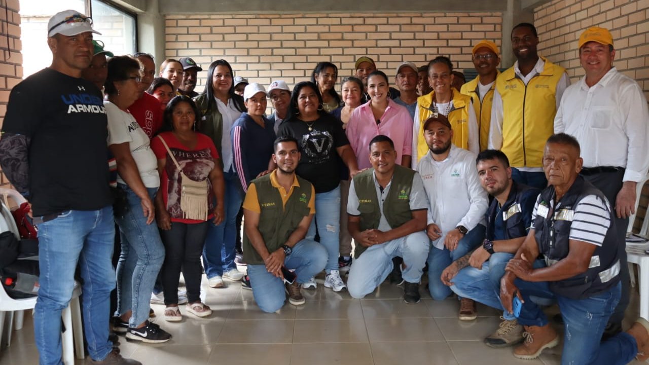 Entrega de proyecto a comunidad El Queremal en Dagua, Valle del Cauca.