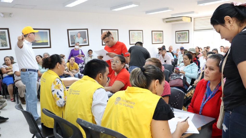 Entrega de indemnizaciones en Huila y Caquetà.