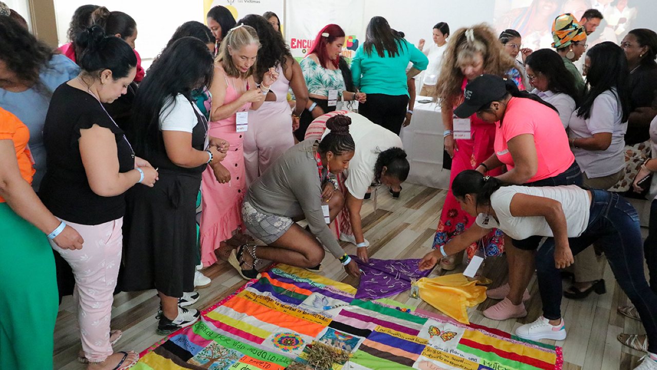 Encuentro de Diplomacia Feminista por la paz en Bogotá.