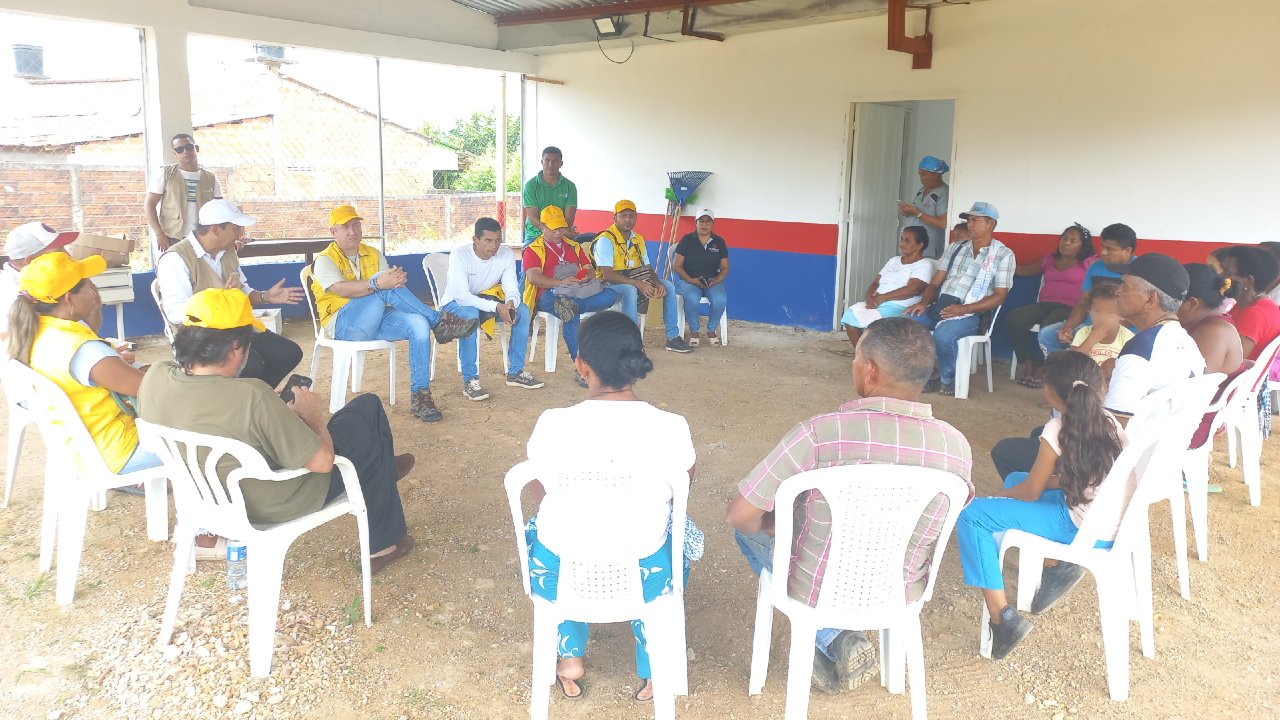 Entrega de puesto de salud en Puerto Libertador, Córdoba.