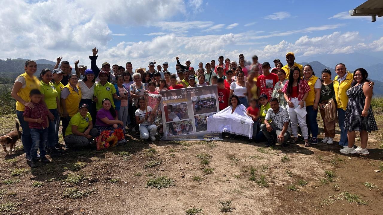 Juntanza en la vereda El Congal en Samaná, Caldas.