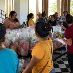 Entrega de semillas en Támesis, Córdoba.