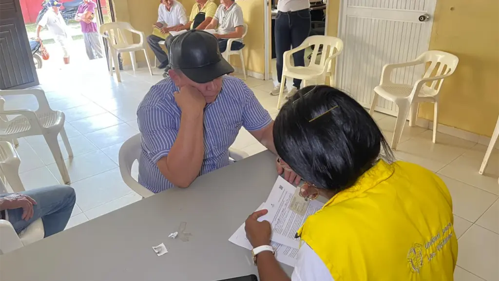 Víctimas de El Carmen de Bolívar, San Jacinto y Calamar reciben cartas de indemnización