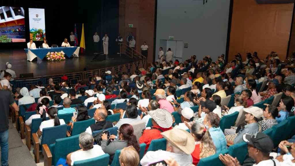 Víctimas reciben indemnizaciones judiciales y administrativas en Santa Marta