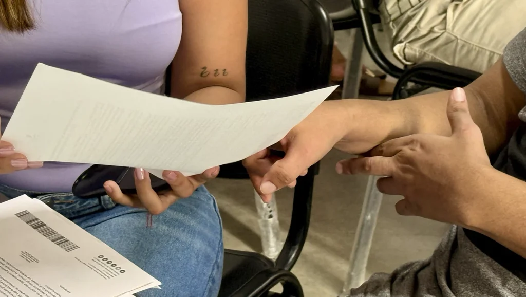 Víctimas reciben cartas de indemnización en Barranquilla, Atlántico