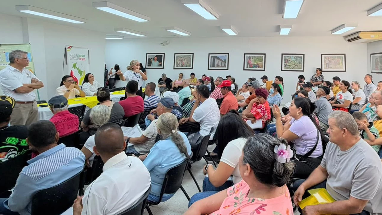 Víctimas reciben cartas de indemnización en Caquetá y Huila