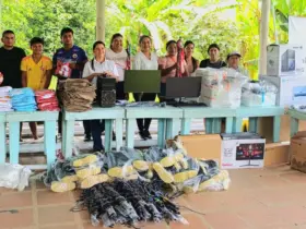 Comunidad indígena recibe implementos deportivos para fortalecer espacios comunitarios